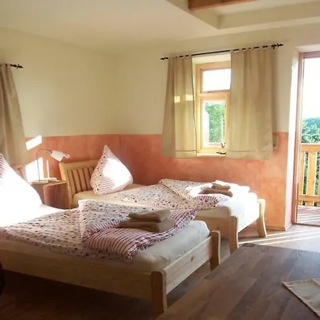 Landhof Zur Meierei بيت ضيافة 3*