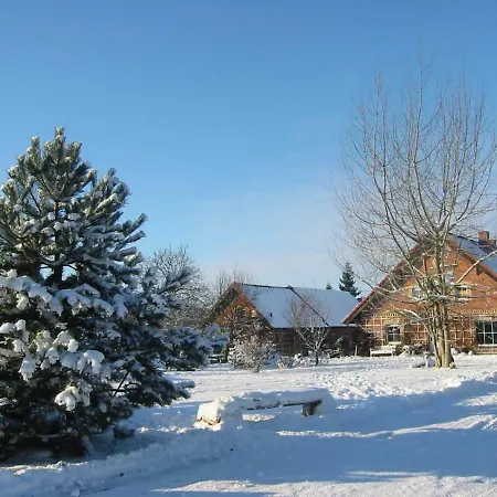 Landhof Zur Meierei بيت ضيافة